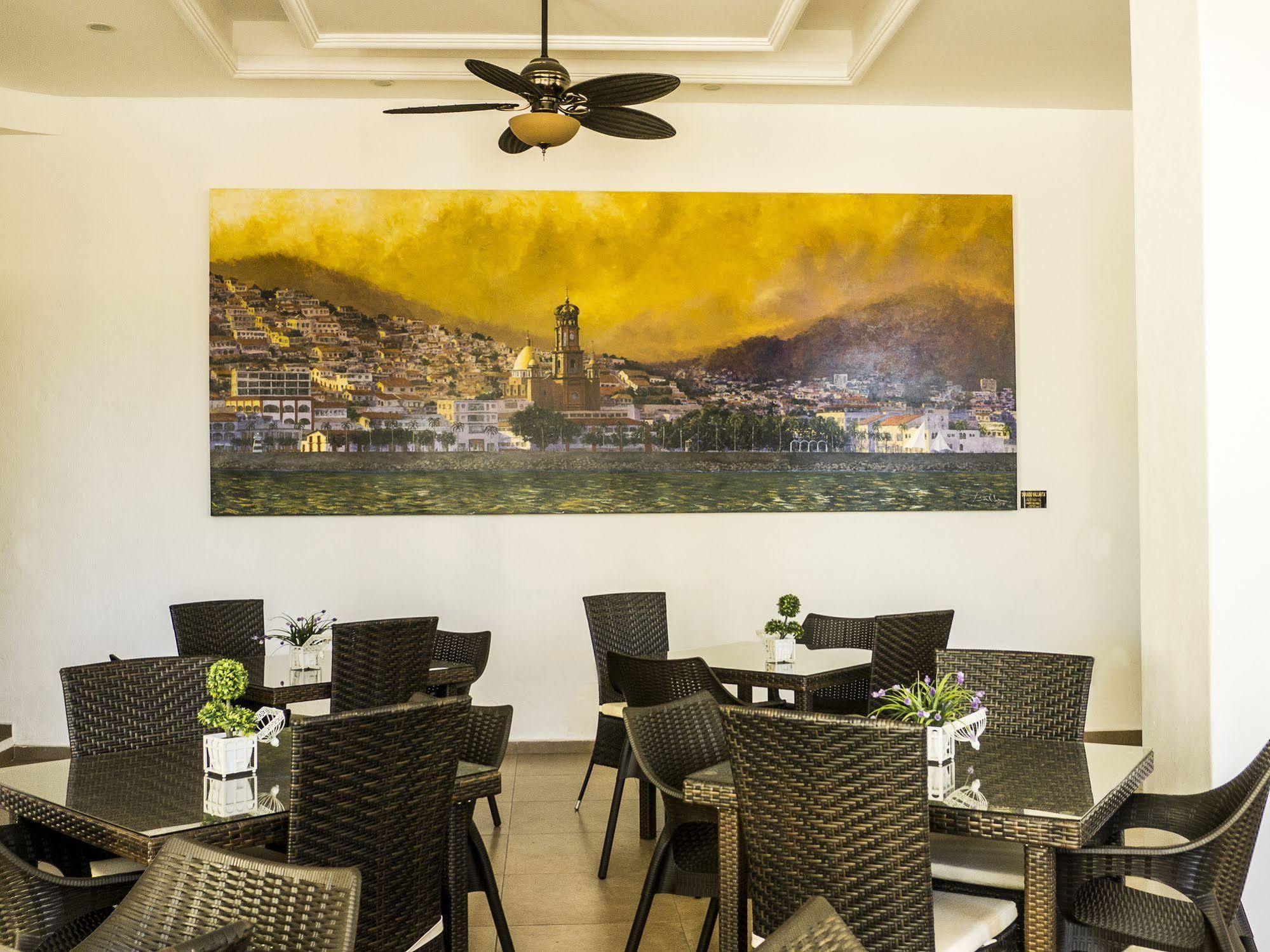 Hotel Plaza Santa Maria Puerto Vallarta Esterno foto