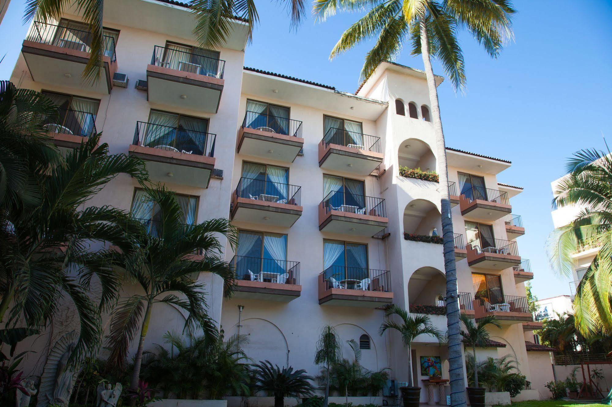 Hotel Plaza Santa Maria Puerto Vallarta Esterno foto